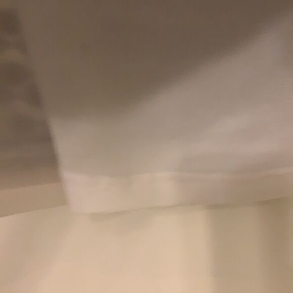 eci black and white short sleeve blouse. Fully lined. Size L. Length 24” - Picture 4 of 6